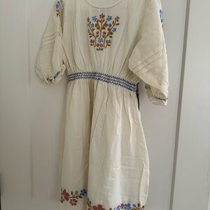 Girls lali size 8 dress NWT